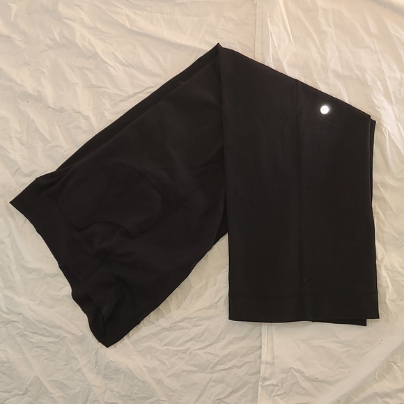 Lululemon Athletica Still Luon Yoga lounge Pants Black Size 6